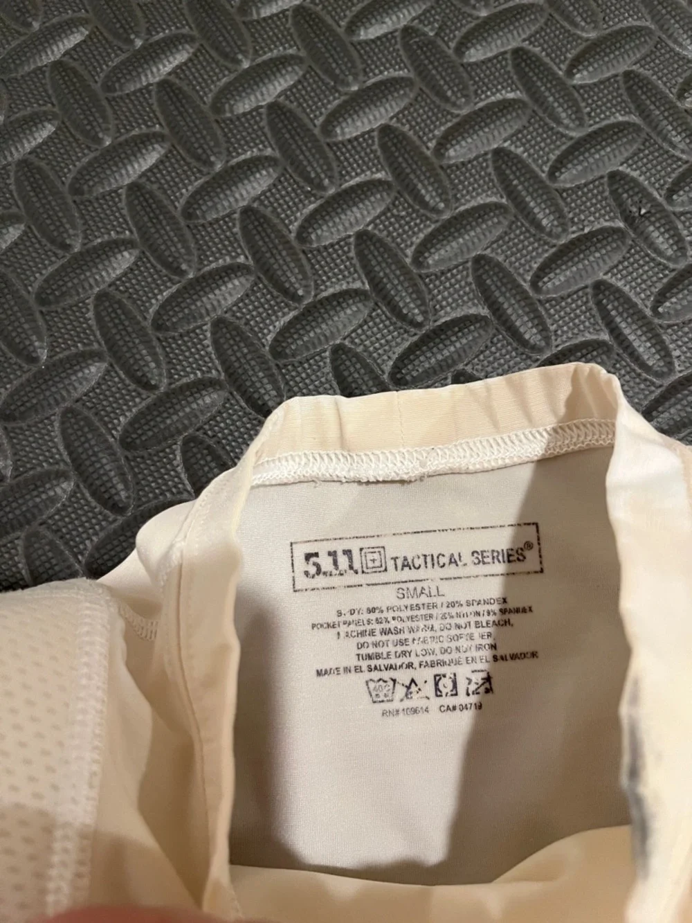 5.11 Tactical Performance Base Layer - Picture 2 of 5